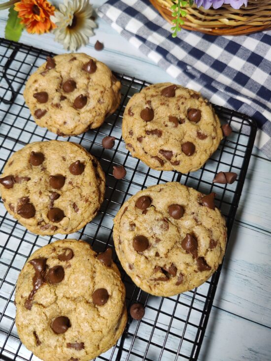 Chocolate chip cookies